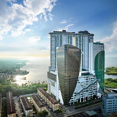 Hotel Doubletree By Hilton Melaka Malacca Esterno foto The Light Linear Residences
