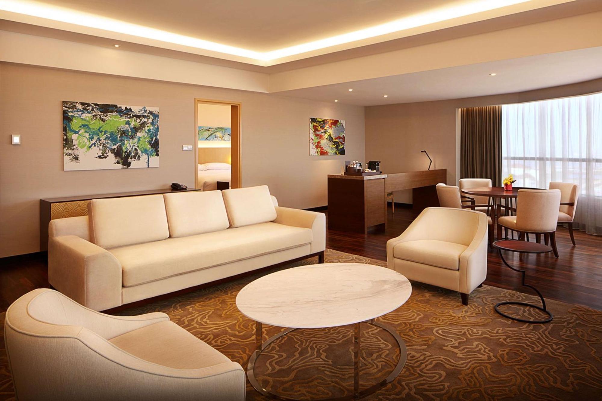 Hotel Doubletree By Hilton Melaka Malacca Esterno foto