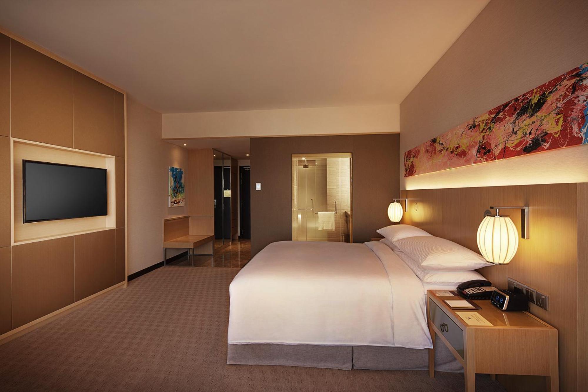 Hotel Doubletree By Hilton Melaka Malacca Esterno foto Deluxe Room